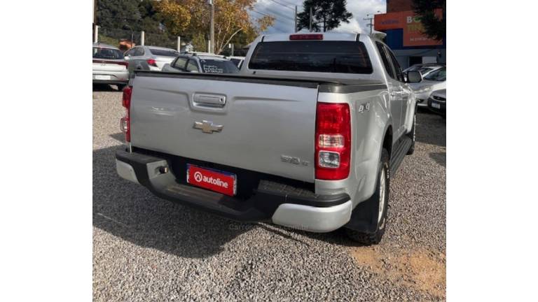 CHEVROLET - S10 - 2014/2014 - Prata - R$ 115.000,00