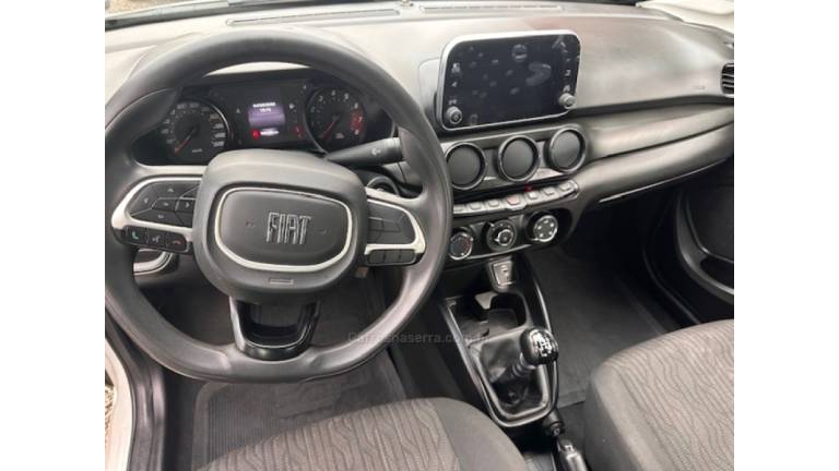 FIAT - CRONOS - 2023/2023 - Branca - R$ 65.000,00