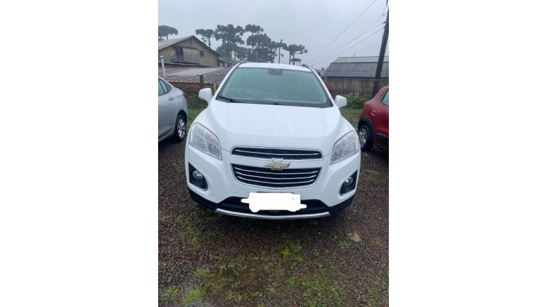 CHEVROLET - TRACKER - 2015/2015 - Branca - R$ 75.000,00